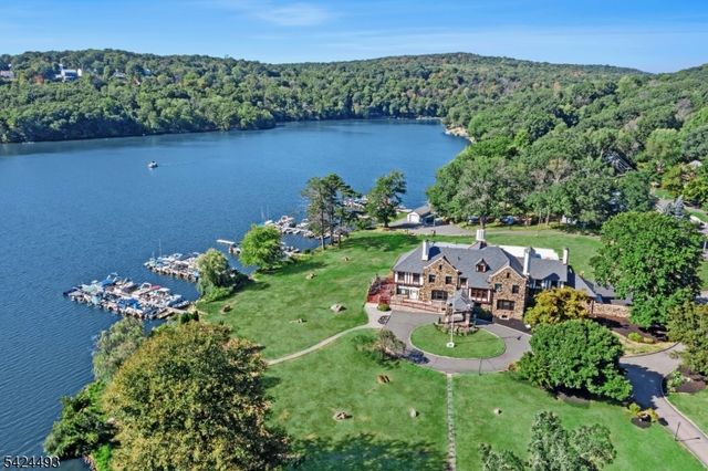 142 Valley View Dr, Rockaway Twp., NJ 07866