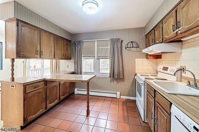 142 Valley View Dr, Rockaway Twp., NJ 07866