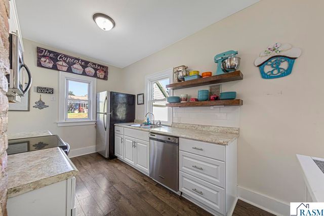 950 E Main Street, Mankato, MN 56001