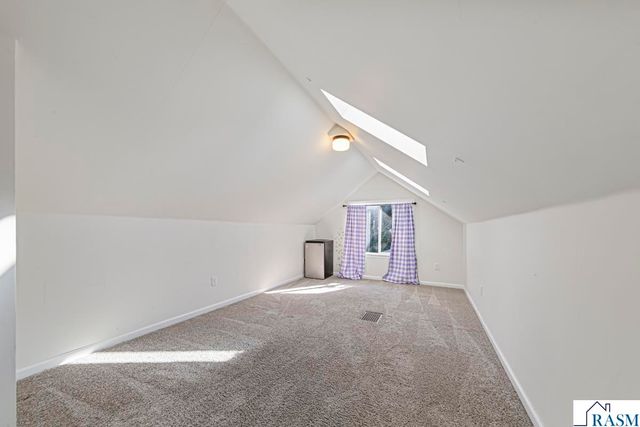 950 E Main Street, Mankato, MN 56001