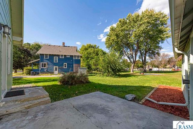 950 E Main Street, Mankato, MN 56001