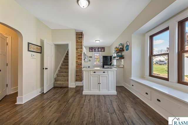 950 E Main Street, Mankato, MN 56001