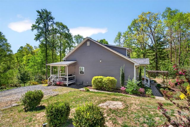 38 Pine Hill Road, Fairview, NC 28730