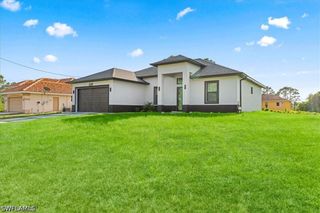 626 Beach AVE S, Lehigh Acres, FL 33974