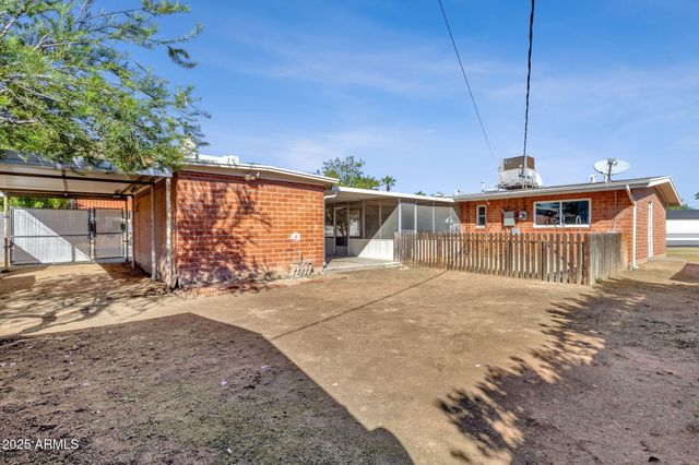 343 W MONTECITO Avenue, Phoenix, AZ 85013