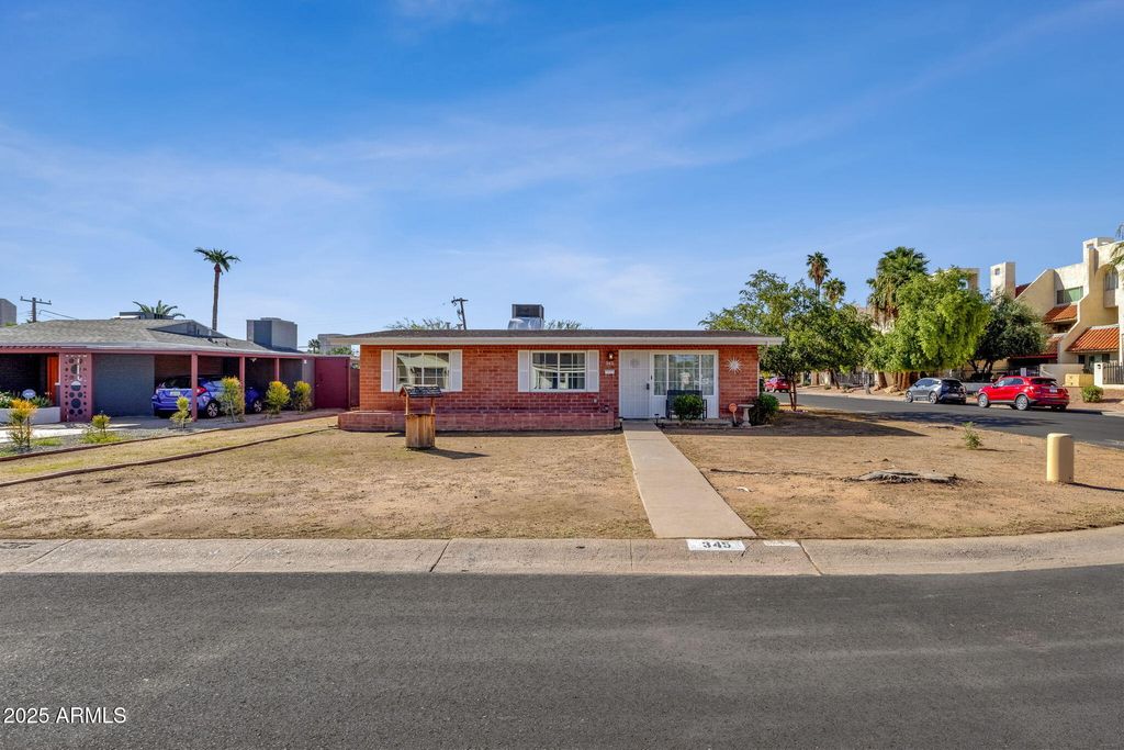 343 W MONTECITO Avenue, Phoenix, AZ 85013
