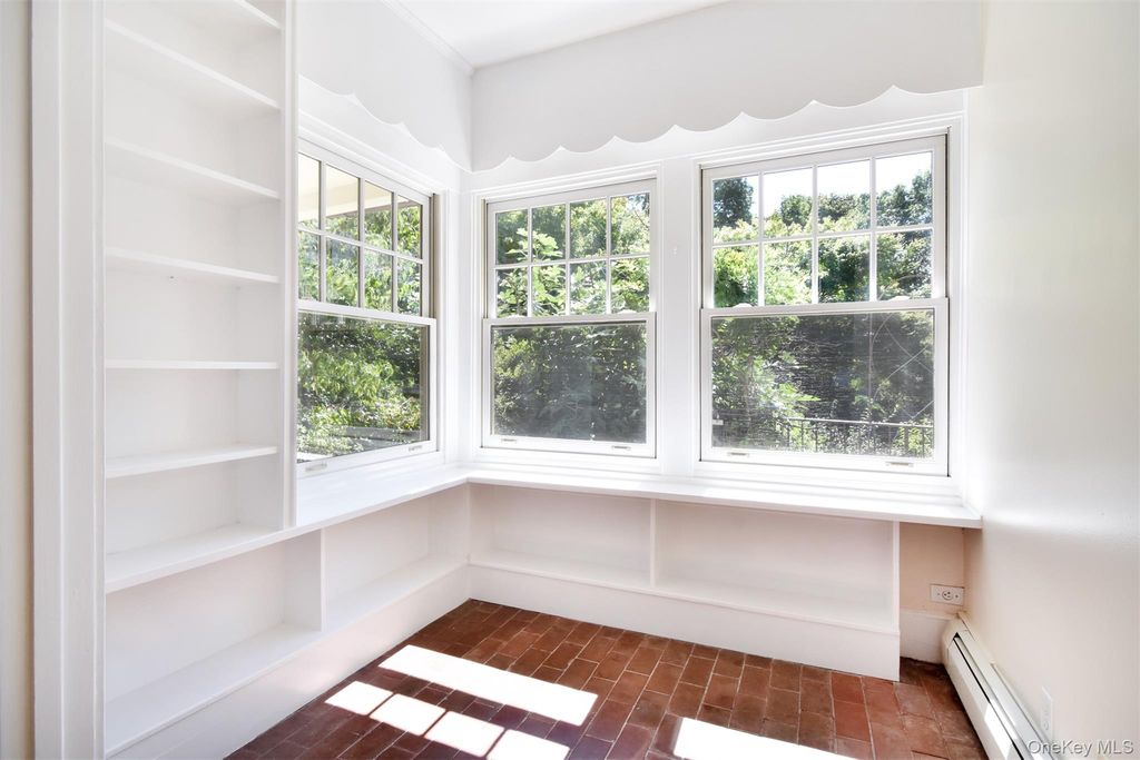 58 Young Avenue, Pelham, NY 10803 — photo 4