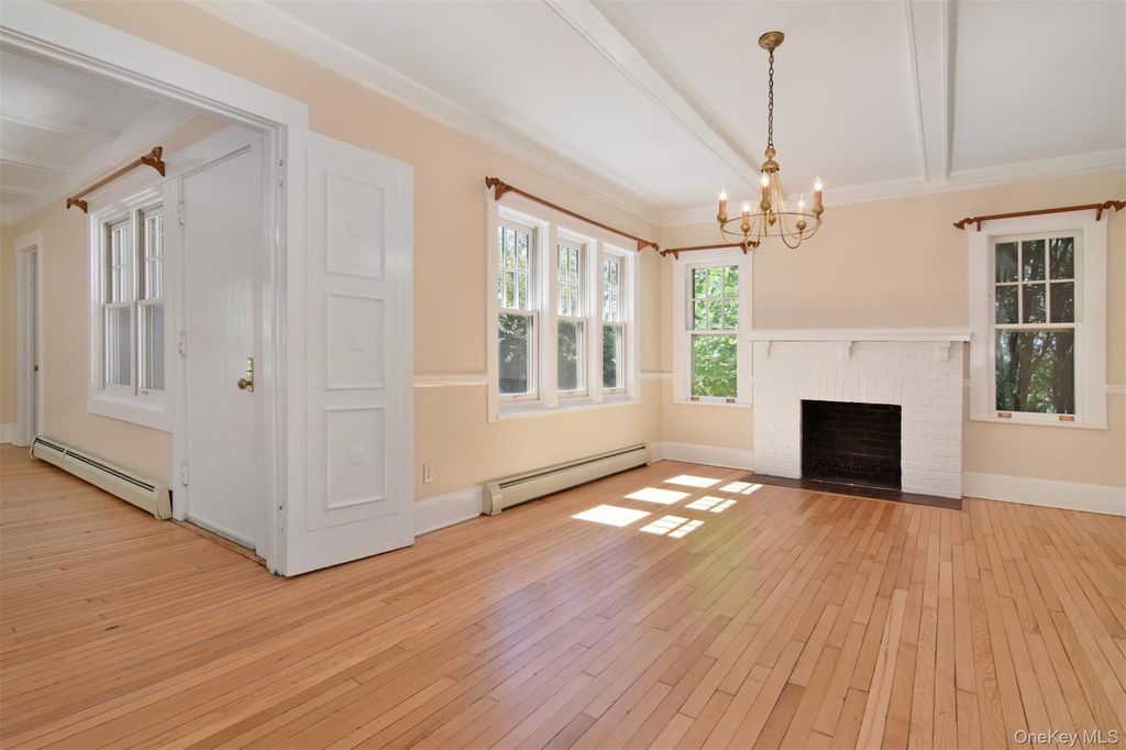 58 Young Avenue, Pelham, NY 10803 — photo 5