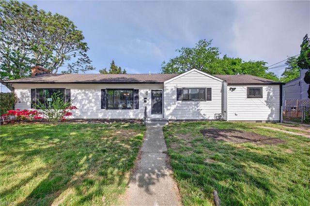 1501 Hedgerow DR, Virginia Beach, VA 23455