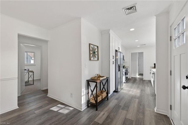 1501 Hedgerow DR, Virginia Beach, VA 23455