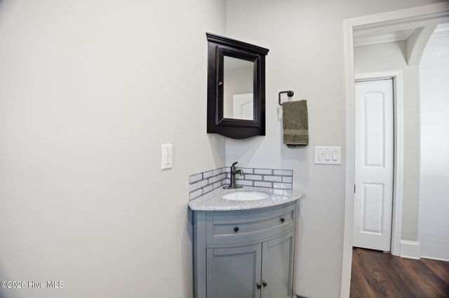 412 E 2nd Street, Washington, NC 27889