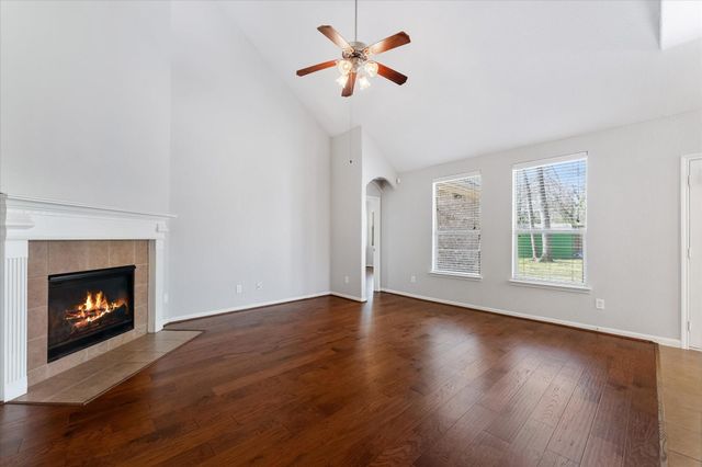 146 Black Swan Place, The Woodlands, TX 77354