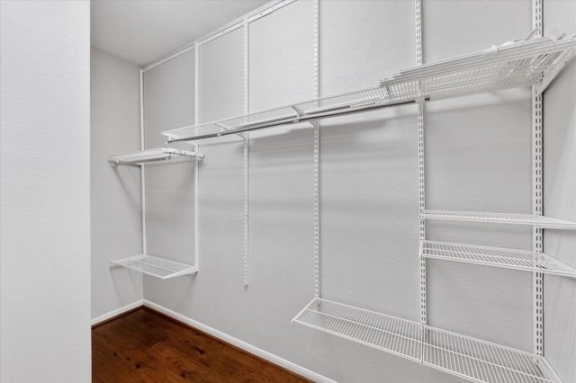 146 Black Swan Place, The Woodlands, TX 77354