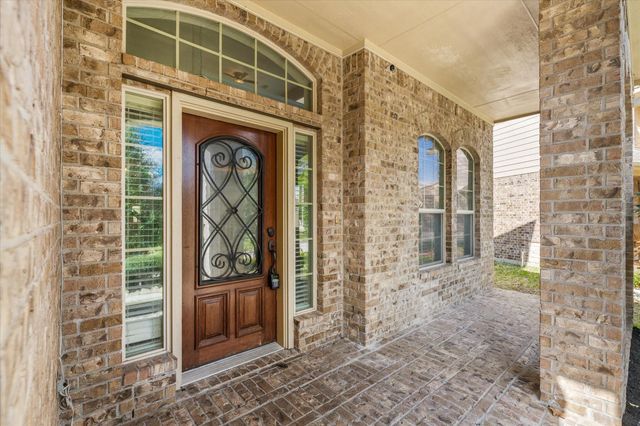 146 Black Swan Place, The Woodlands, TX 77354