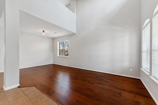 146 Black Swan Place, The Woodlands, TX 77354