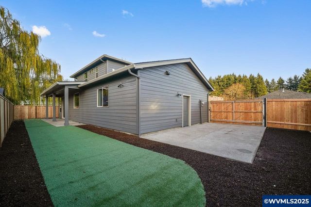 7541 Lennox Ln NE, Keizer, OR 97303