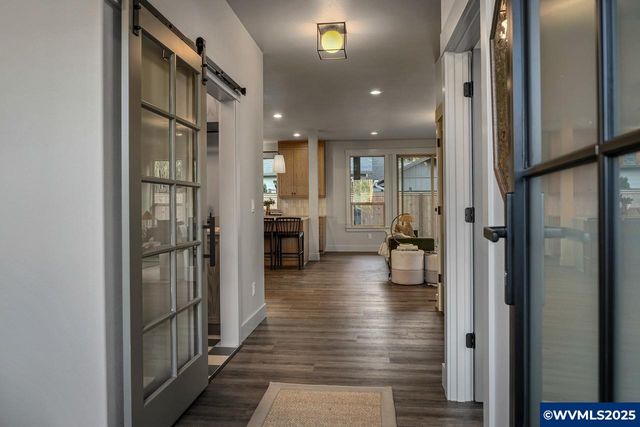 7541 Lennox Ln NE, Keizer, OR 97303