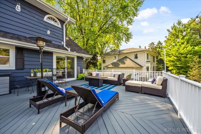 706 S Batavia Avenue, Geneva, IL 60134