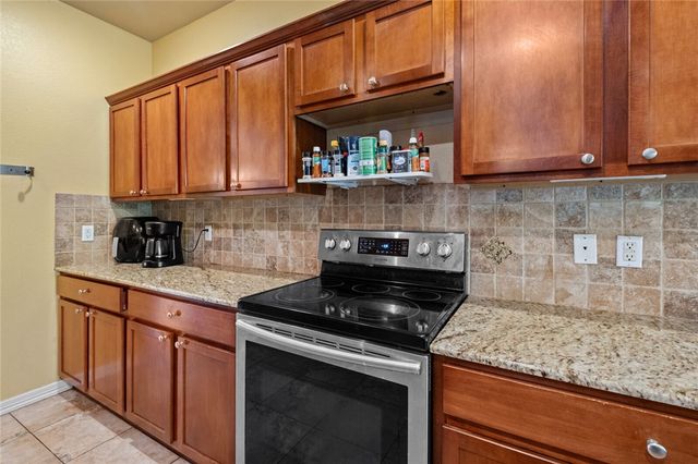 2141 Elderberry Road, Fayetteville, AR 72704