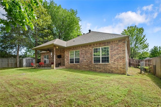 2141 Elderberry Road, Fayetteville, AR 72704