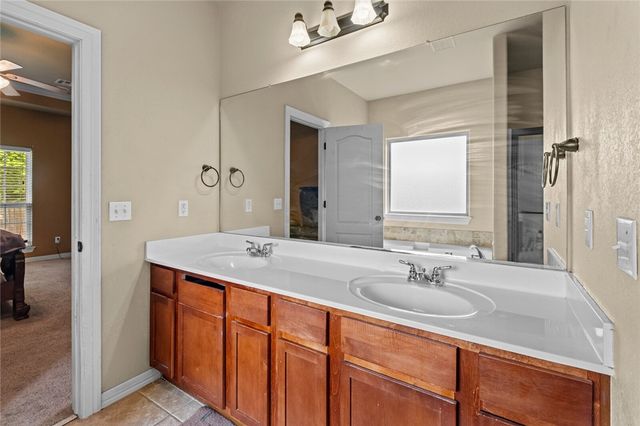 2141 Elderberry Road, Fayetteville, AR 72704