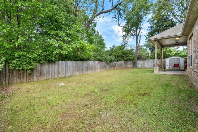 2141 Elderberry Road, Fayetteville, AR 72704