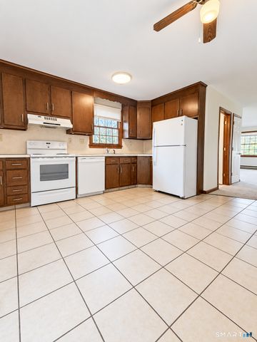 13 Holt Street 56, Plymouth, CT 06786