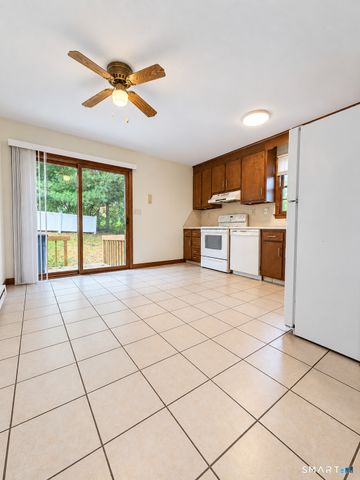 13 Holt Street 56, Plymouth, CT 06786
