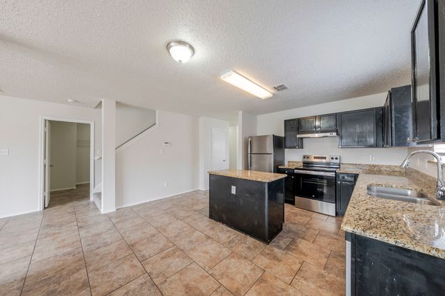 2454 Meadowgate Lane, Lancaster, TX 75134