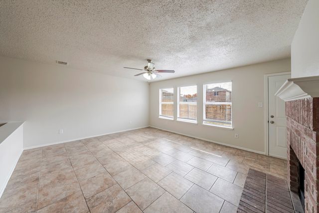 2454 Meadowgate Lane, Lancaster, TX 75134