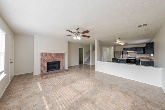 2454 Meadowgate Lane, Lancaster, TX 75134