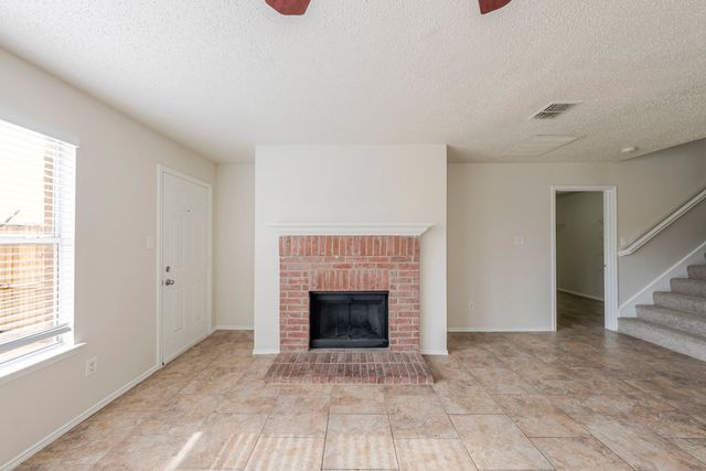 2454 Meadowgate Lane, Lancaster, TX 75134