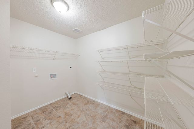 2454 Meadowgate Lane, Lancaster, TX 75134