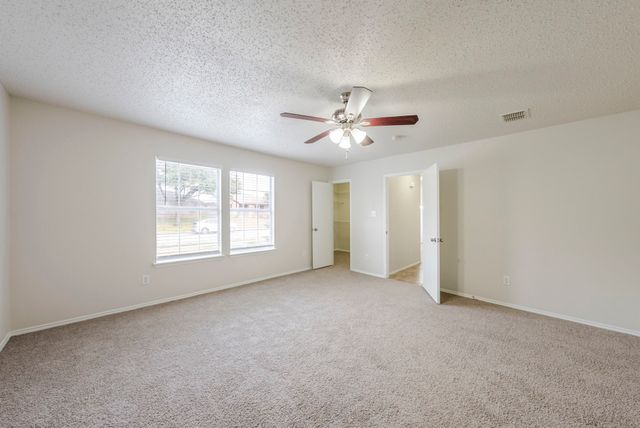 2454 Meadowgate Lane, Lancaster, TX 75134