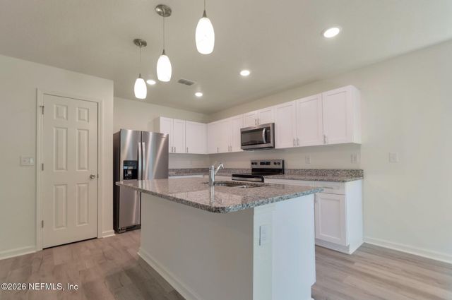 9162 4TH Avenue, Jacksonville, FL 32208