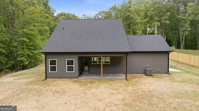 83 Sexton Lane, Lavonia, GA 30553