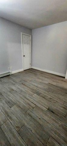 50 Roosevelt Avenue A301, Valley Stream, NY 11581