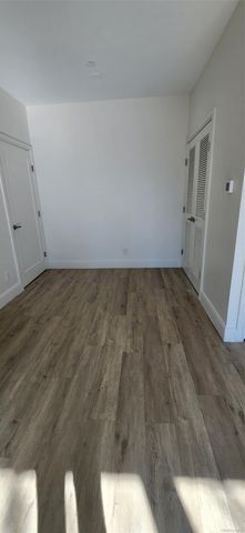 50 Roosevelt Avenue A301, Valley Stream, NY 11581