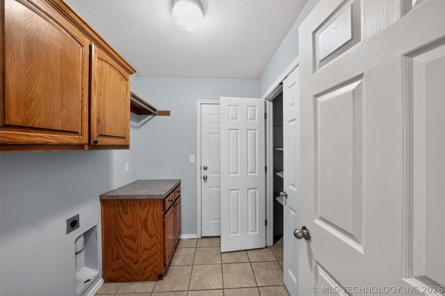 10333 E 113th Street S, Bixby, OK 74008