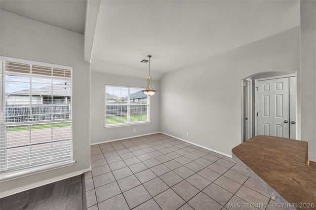 10333 E 113th Street S, Bixby, OK 74008