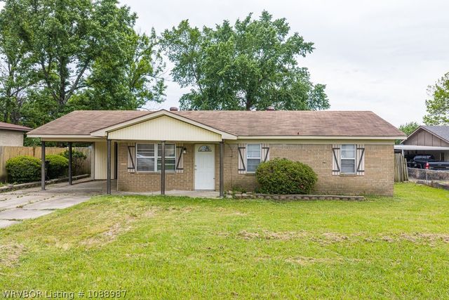 3708 Terry Street, Van Buren, AR 72956