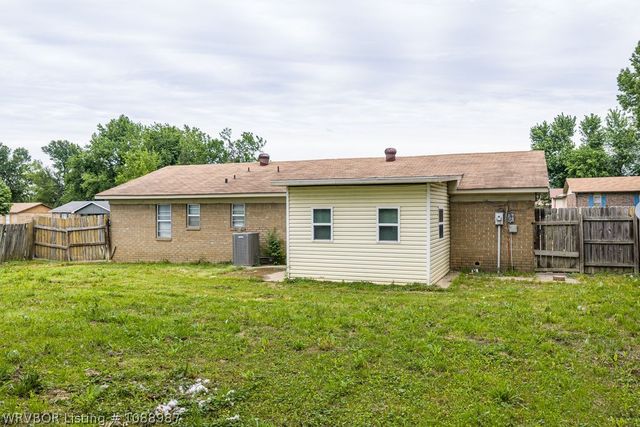 3708 Terry Street, Van Buren, AR 72956