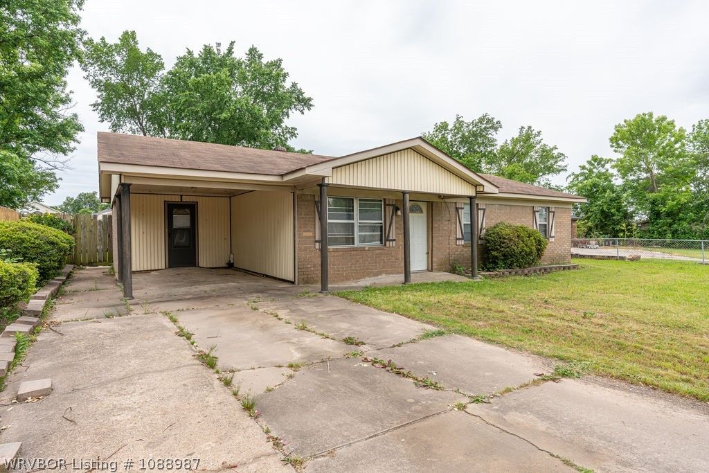 3708 Terry Street, Van Buren, AR 72956