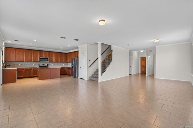 9763 Harbor Mist Lane, Converse, TX 78109