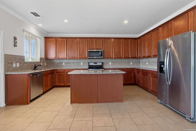 9763 Harbor Mist Lane, Converse, TX 78109
