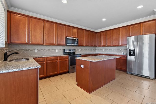 9763 Harbor Mist Lane, Converse, TX 78109