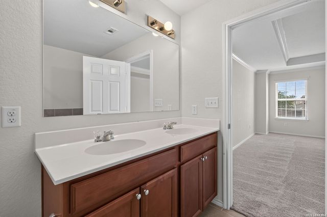 9763 Harbor Mist Lane, Converse, TX 78109