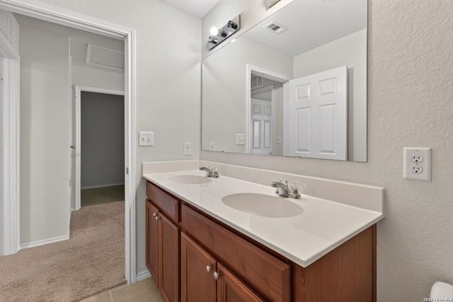 9763 Harbor Mist Lane, Converse, TX 78109