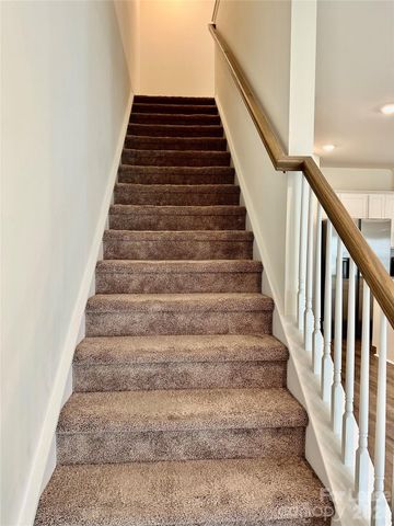 8116 Ramsburg Drive, Charlotte, NC 28269