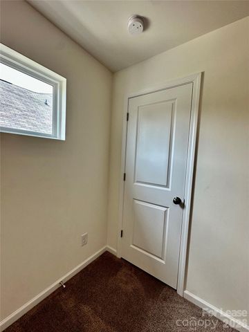8116 Ramsburg Drive, Charlotte, NC 28269